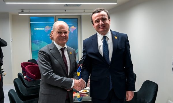 Kurti në takim me kancelarin e Gjermanisë