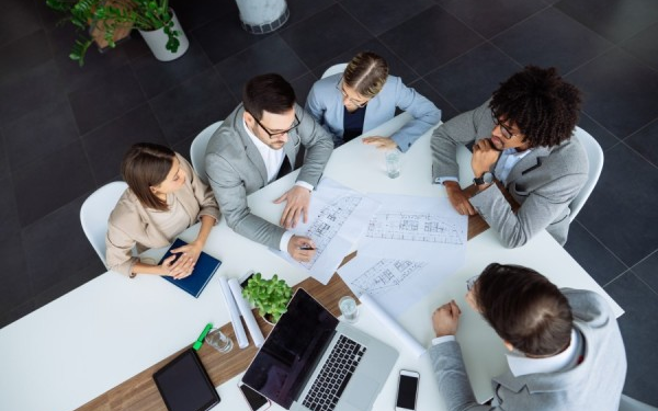 Pse takimet 15-minutëshe janë më efektive?