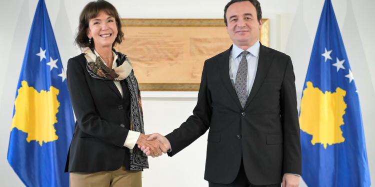 Qeveria e Kosovës përgëzohet për fokusim në katër prioritetet kryesore të politikave