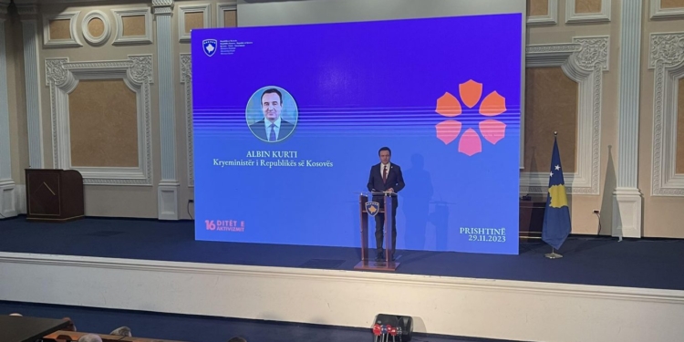 Kurti: Të gjithë duhet të angazhohen që çdo grua e vajzë të jetojë pa dhunë e pa frikë