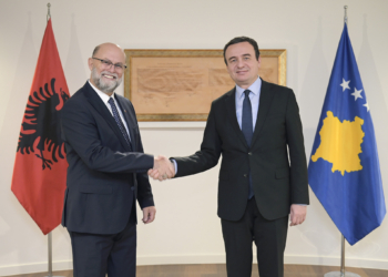 Kurti pret ambasadorin e ri të Shqipërisë, theksohen raportet vëllazërore mes dy shteteve