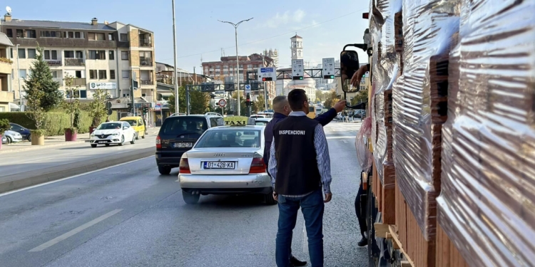 Dhoma e Tregtisë dhe Komuna e Prishtinës caktojnë orarin e ri për furnitorët