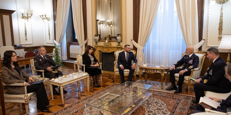 Maqedonci pritet në takim nga kryesuesi i ardhshëm i Komitetit të NATO-s