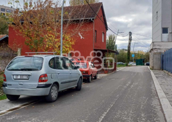 Sveçla: Dje dhe sot, 256 automjete kanë kaluar nga targat ilegale në targa RKS