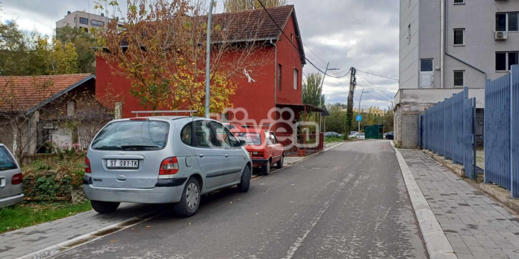 Sveçla: Dje dhe sot, 256 automjete kanë kaluar nga targat ilegale në targa RKS