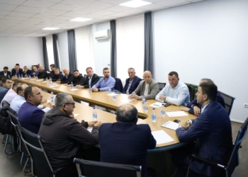 PDK mbledh kryesinë e deputetët, shkak Asociacioni