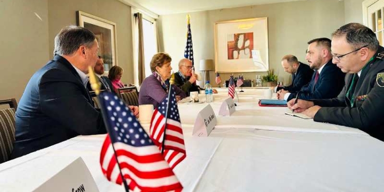 Maqedonci i njofton senatorët amerikanë për sulmin në Banjskë
