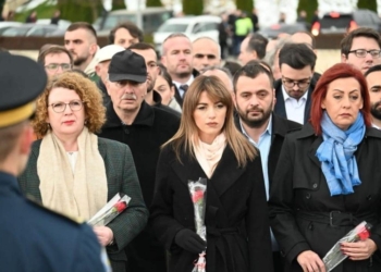 Haxhiu: Popullit tonë shqiptar, Gëzuar Dita e Flamurit