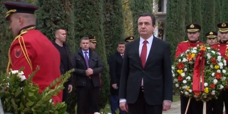 “Flamuri, Pavarësia, Bashkimi, Liria”, Kurti uron nga Vlora shqiptarët