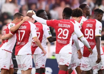 Monaco bind ndaj Brestit dhe kërcënon PSG-në në garë për titull