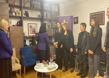 ​Osmani mban takim me të mbijetuarat e dhunës seksuale gjatë luftës