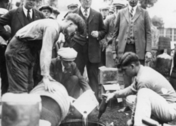 Koha kur ndalohej alkooli në ShBA