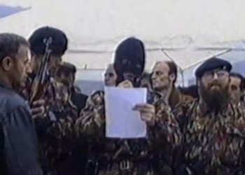 ​26 vjet nga dalja publike e UÇK-së në skenë