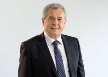 Refuzohet kërkesëpadia e Avni Kastratit për anulimin e dekretit, me të cilin u shkarkua nga pozita e Ambasadorit