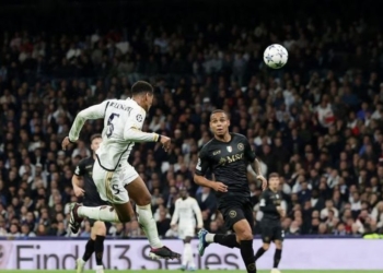 Real Madridi fiton me spektakël ndaj Napolit dhe kualifikohet si lider i grupit