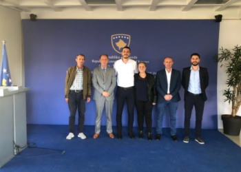 Shtyhet greva e punëtorëve teknikë të Qendrës Studentore dhe të UP-së