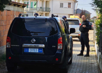 Bastiset shtëpia e ish-këshilltarit të Thaçit, Ismail Sylës