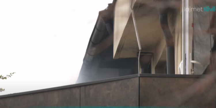 Detaje nga djegia e zyrave të Mjekësisë Ligjore në Prishtinë