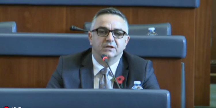 VV kërkon rishikimin e deklaratës së AAK-së për mbështetje të Rezolutës së PE-së