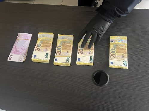 Parandalohet futja ilegale e 65 mijë eurove në Kosovë