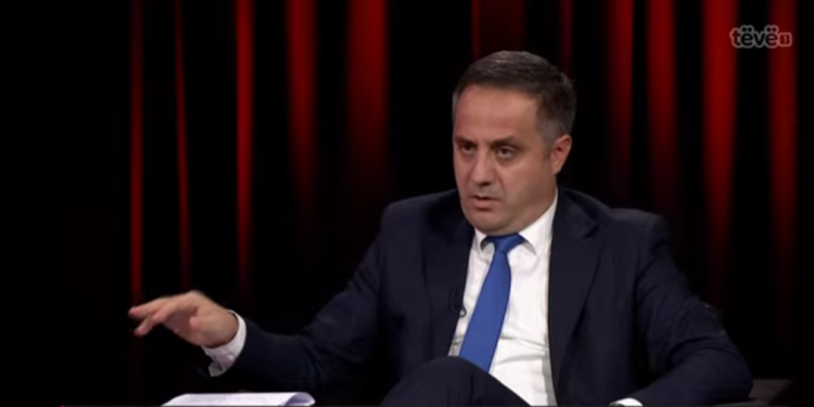 Selmanaj: Kurti ka kontribuar që të varroset bashkëjetesa e serbëve me shqiptarët në Kosovë