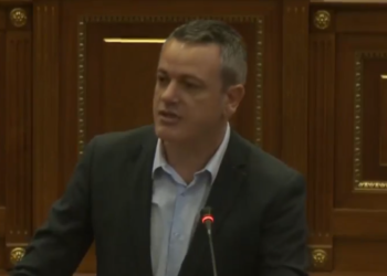 Gashi për zjarrin në IML: Qeveria po digjet nga flakët e pushtetit