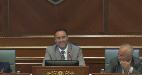 Konjufca-deputetëve të VV-së: Për një sekondë ju çoj n’shpi