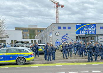 Të shtëna në një shkollë në Gjermani, një i plagosur