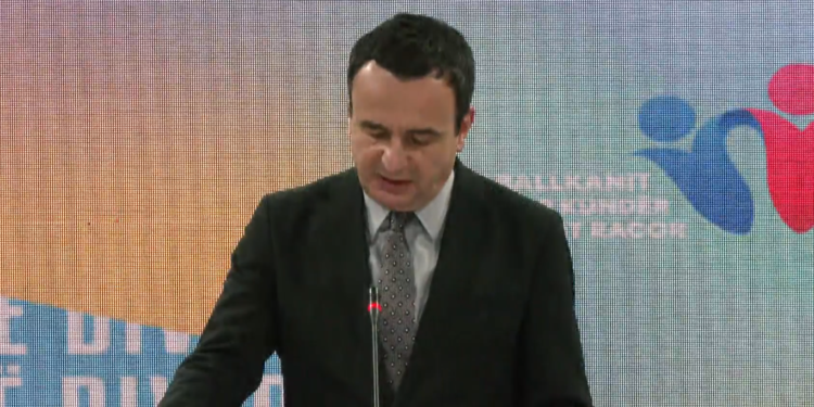 Kurti: Për të luftuar diskriminimin dhe format e pabarazisë do të flasim sot, nesër e çdo ditë