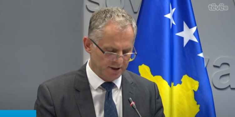 Bislimi: Raporti i Progresit adreson vendimin për lëvizjen e lirë të qytetarëve të Kosovës