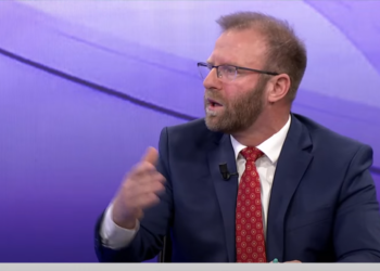 Abazi: Jam jashtëzakonisht i lumtur që s’jam pjesë e Vetëvendosjes