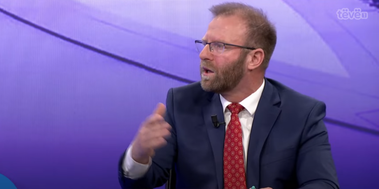 Abazi: Jam jashtëzakonisht i lumtur që s’jam pjesë e Vetëvendosjes