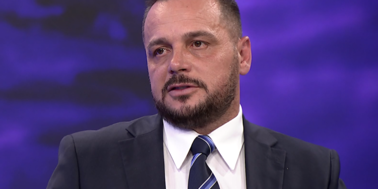 Ministri i FSK-së tregon se kur FSK-ja do të pajiset me flotën e parë të helikopterëve