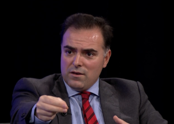 Beqiri rrëfen momentin e shpalljes së pavarësisë nga Ismail Qemali dhe dorëheqjen e tij si kryeministër