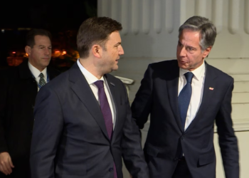 Blinkeni mbërrin në Shkup, nuk do të takohet me Lavrovin