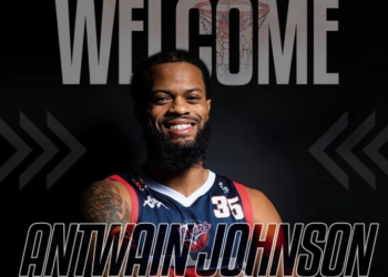 Ylli forcohet me amerikanin Johnson