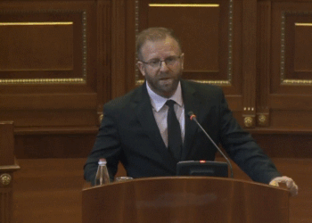 Abazi thotë se ka dy kundërshtime për raportin e Komisionit Evropian