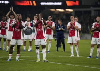 Ajax nis kthesën në Eredivise, fiton thellë ndaj Heerenveenit