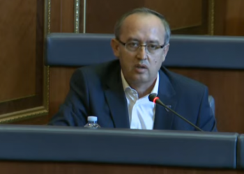 Hoti: Vonimi i regjistrimit të popullsisë do të ketë pasoja ekonomike dhe sociale