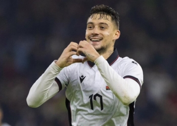 ‘Si señor’ Ernest Muçi, Firmino i Shqipërisë