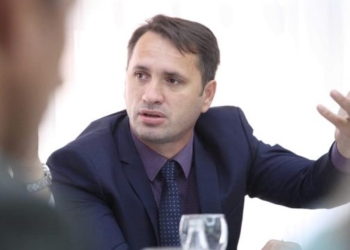 Diplomati kosovar në Beograd: Serbia nuk më ofron më siguri fizike