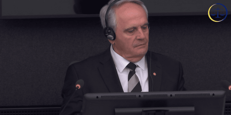 Dedaj thotë se pozita e ambasadorit i erdhi në saje të një marrëveshjeje parazgjedhore me PDK-në