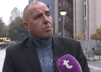 Zeqiri thotë se po e ushtron detyrën nga fshati Çabër për të mos nxitur tensione