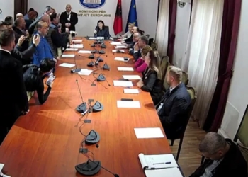 Deputetët e PD-së bllokojnë Komisionin për Çështjet Europiane