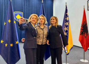 Mimoza Kusari pas takimit me homologët rajonalë: Po forcojmë rrugëtimin tonë drejt BE-së