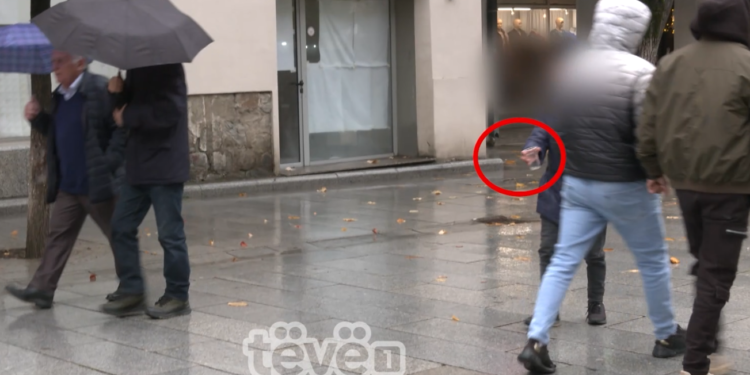 Qytetarët kërkojnë largimin e lëmoshëkërkuesve nga rruga