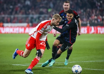 Bayern Munichu ndalet në shtëpi nga Copenhaga