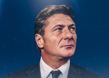 Napoli zyrtarizon Mazzarin