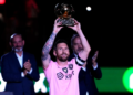“Më keni bërë të ndjehem në shtëpi”, Messi prezanton Topin e Artë para tifozëve të Inter Miami