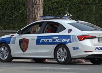 Shpërthen në rrugë një sasi tritoli në Tiranë